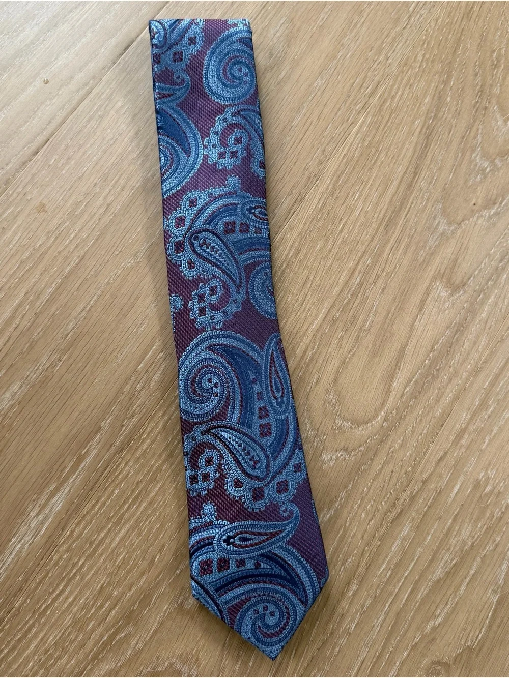 NWT Joseph Abboud Silk Paisley Tie Burgundy Blue Classic Necktie